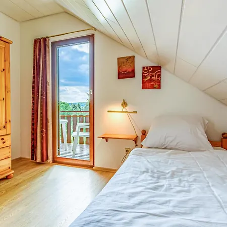 Сasa de vacaciones 12 In