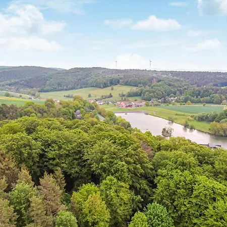 12 In Kirchheim (Hessen)